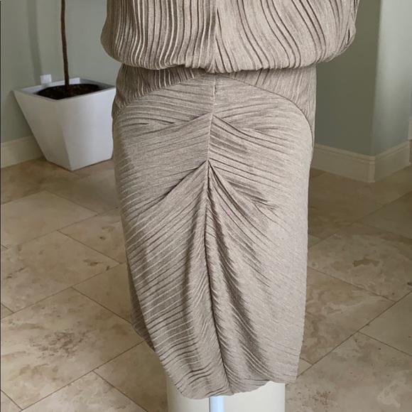 Nude V Neck Sleeveless Dress Rachel Roy - Picture 5 of 7